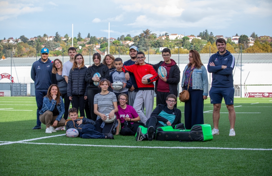 Depuis 2022, le CSBJ Rugby et le Fonds de Dotation Berjallie sont fiers de collaborer avec l’IME de Meyrieu-les-Étangs !